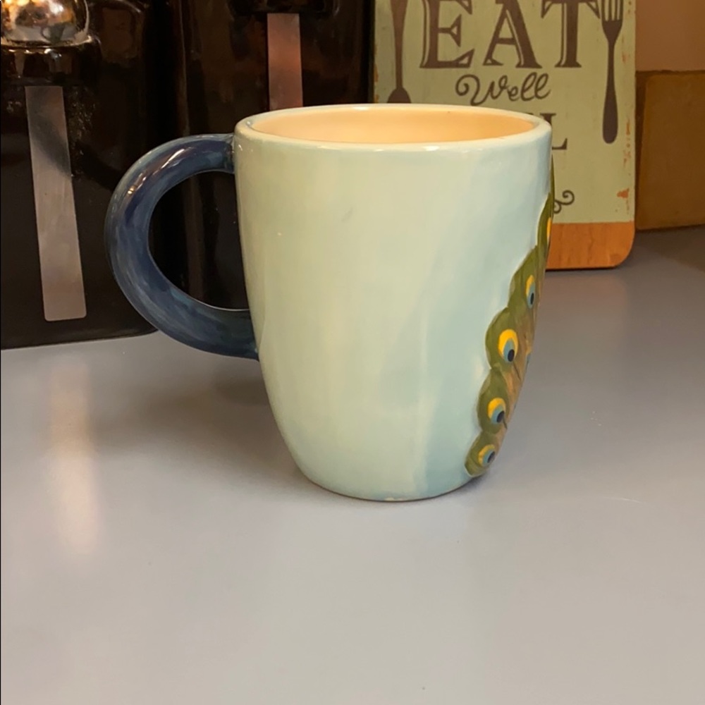 ๐SOLD๐ Vintage Peacock Mug ๐ฆ - Picture 4 of 4
